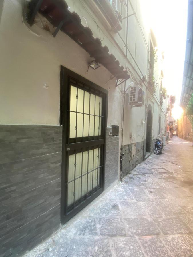 House Della Grotta * Napoli