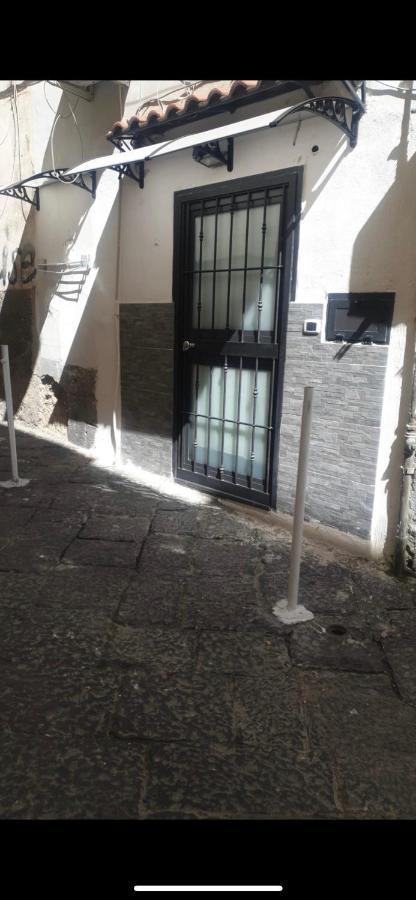 House Della Grotta Napoli